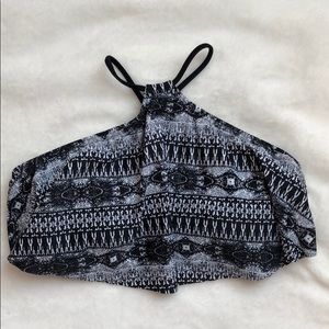 NWOT Ambrielle Black & White High Neck Bikini Top